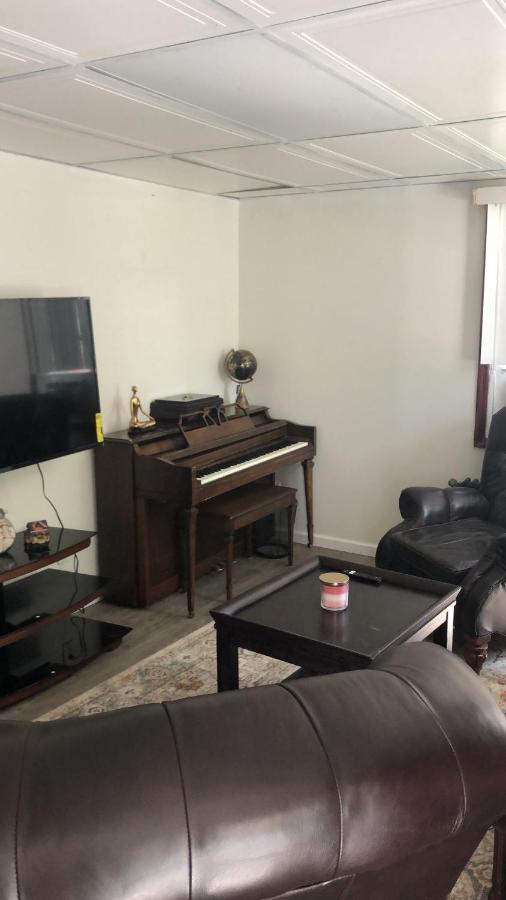 Cozzy Room With Private Entrance And Drive Way Nueva York Exterior foto